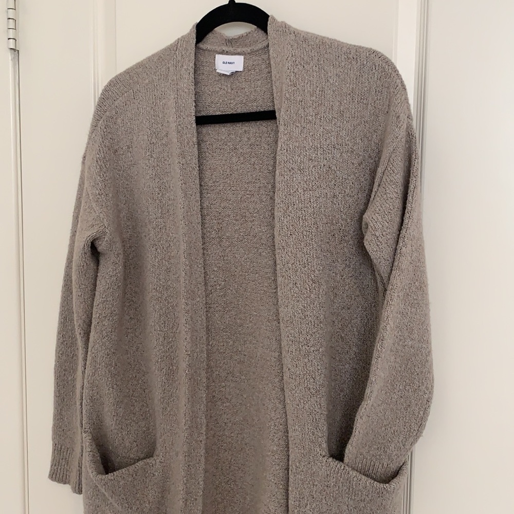 ON coat sweater. - Picture 2 of 9
